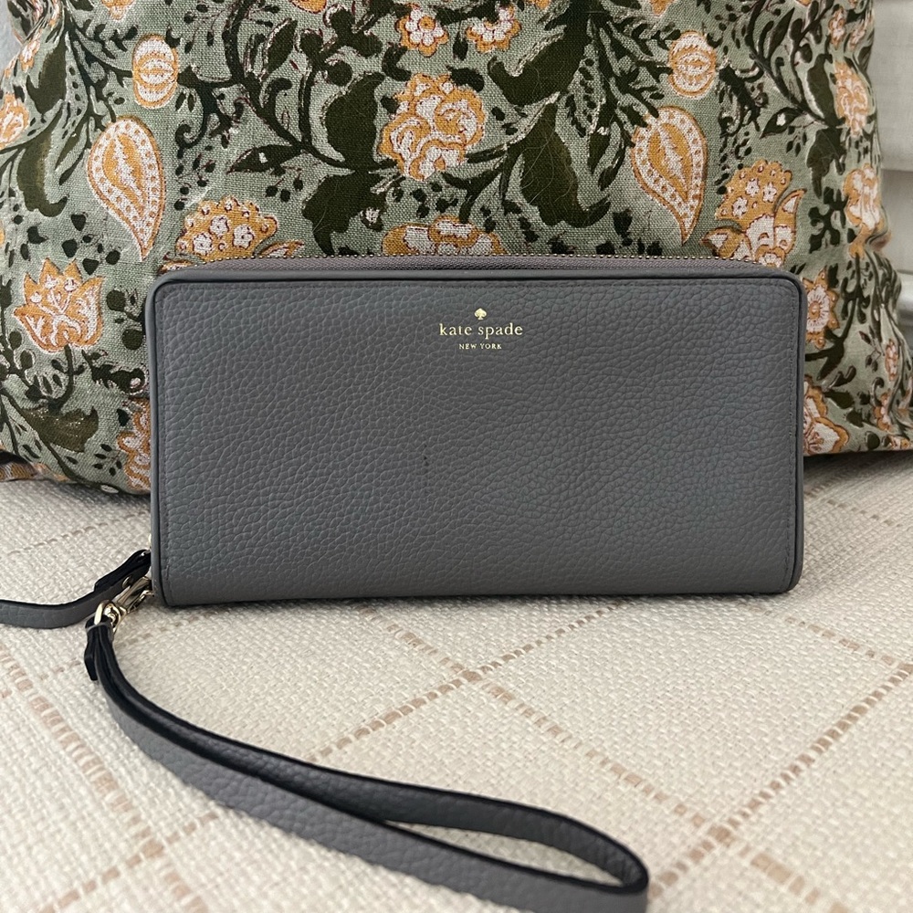 Kate Spade Grey Continental Wallet